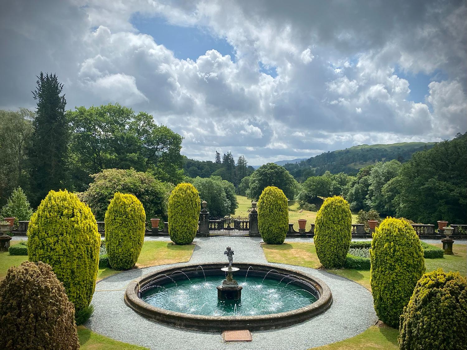 Thomas Mawson Gardens (summer)